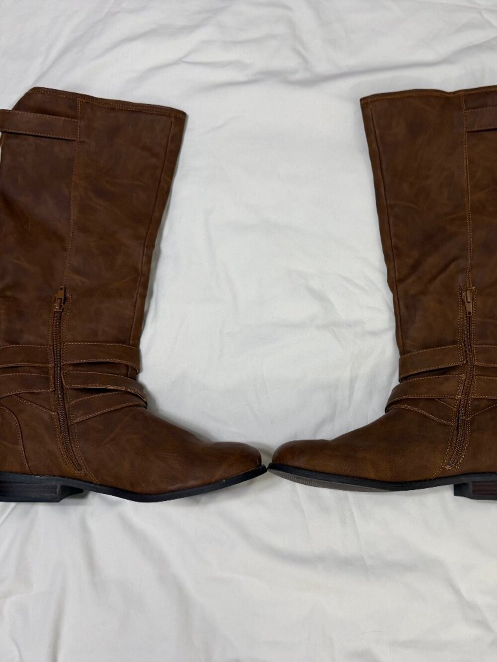 KARMIN LEATHER LIKE LOOK BROWN BOOTS WITH ZIPPERS & BUCKLES - SIZE 8.5 WOMENS